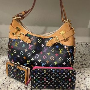 Authentic Louis Vuitton with matching authentic LV wallets